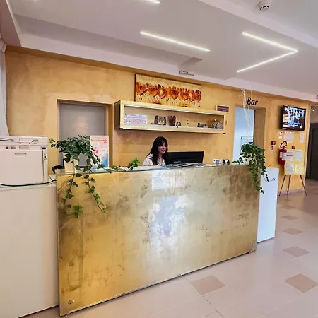 מלון Adria Nuova רימיני