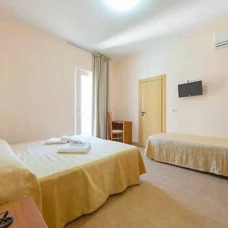 Szálloda Adria Nuova 3*